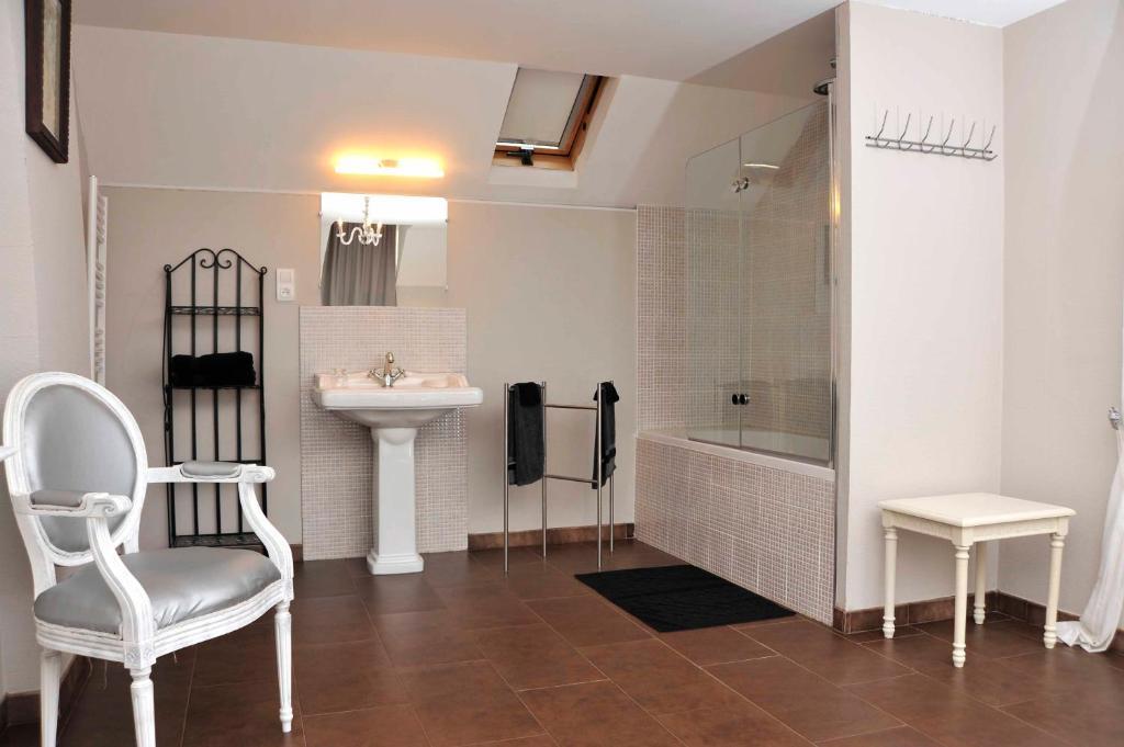 Chambres Et Tables D'Hotes Le Voriou Couddes Room photo